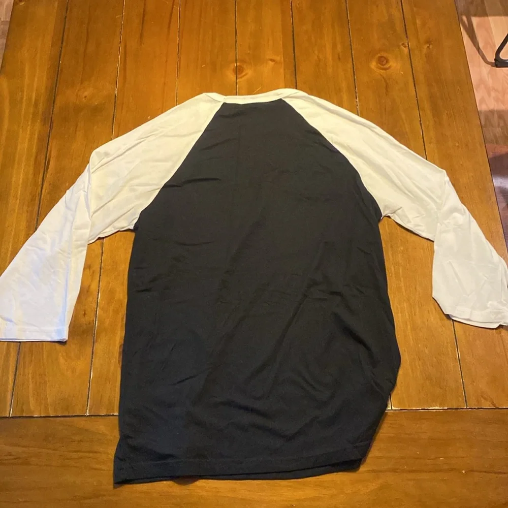 Musician Todd Snider 3/4 sleeve baseball tee. Never worn. Size medium. - Picture 4 of 4
